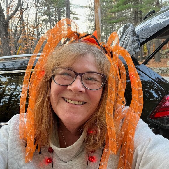 Meet your Posher, Mary-ellen - Picture 2 of 15